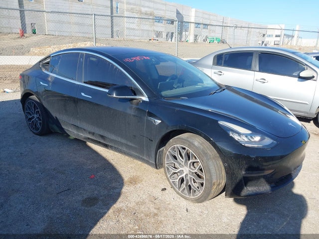 2018 TESLA MODEL 3 5YJ3E1EA7JF007617 Photo 0