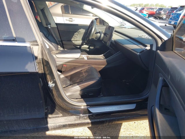 2018 TESLA MODEL 3 5YJ3E1EA7JF007617 Photo 4