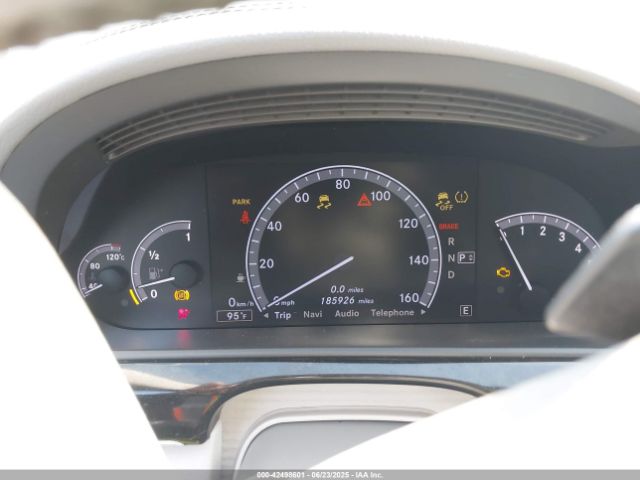 2013 MERCEDES-BENZ S 550 WDDNG7DB3DA493412 Photo 6