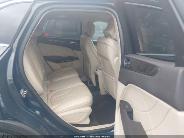 2019 LINCOLN MKC 5LMCJ3D99KUL07269 Photo 7