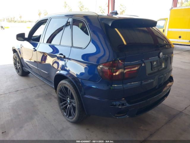 2011 BMW X5 5UXZV4C57BL415887 Photo 2