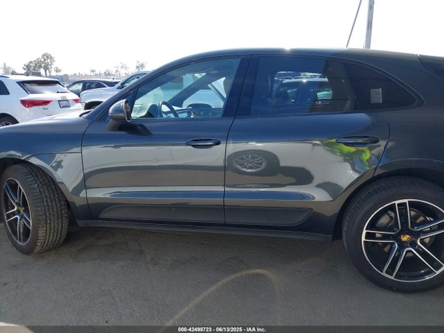 Porsche Macan 2020 WP1AB2A59LLB32454 Image 15