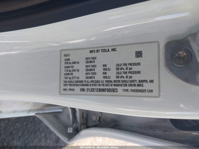 Tesla MODEL 3 2021 5YJ3E1EB8MF005923 Image 9