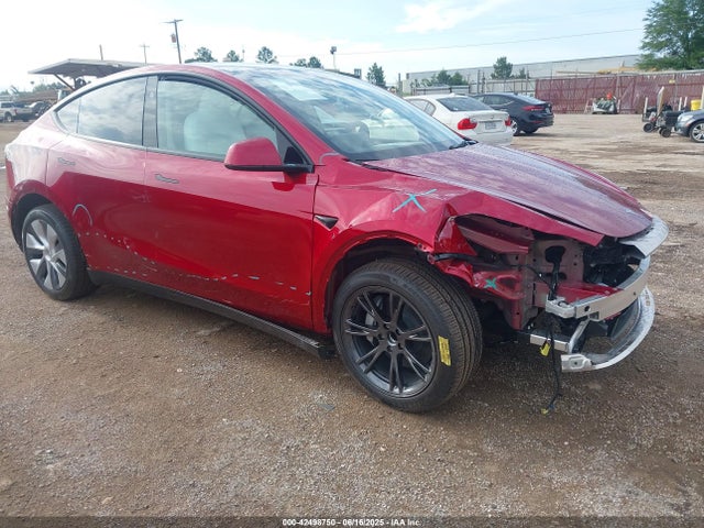 2025 TESLA MODEL Y 7SAYGDED0SA356020 Photo 0