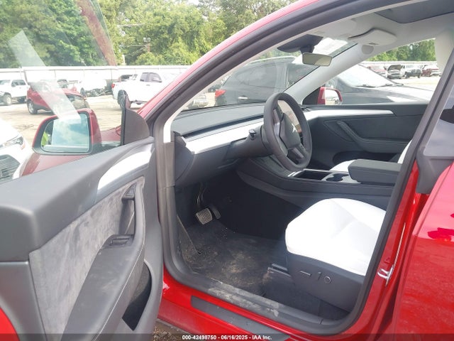 2025 TESLA MODEL Y 7SAYGDED0SA356020 Photo 4