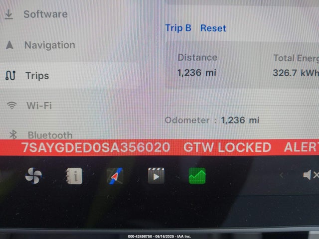 2025 TESLA MODEL Y 7SAYGDED0SA356020 Photo 6