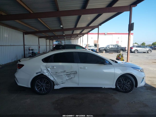 3KPF54AD8PE578787 KIA mpi nu
