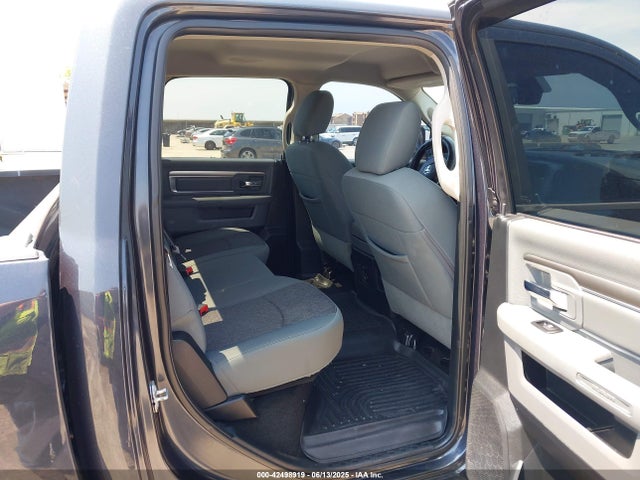 1C6RR7LT5GS409807 RAM 2016