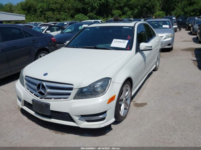 2012 MERCEDES-BENZ C 300 WDDGF8BB3CR195687 Photo 1