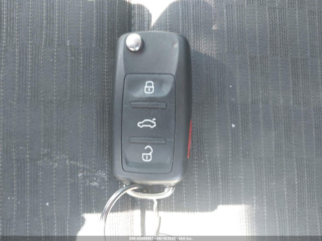 WVGBV7AX5HK049639 Volkswagen 2.0 tsi