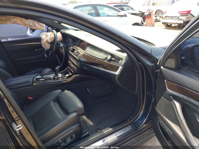 WBAKN9C53GD963139 BMW 550i