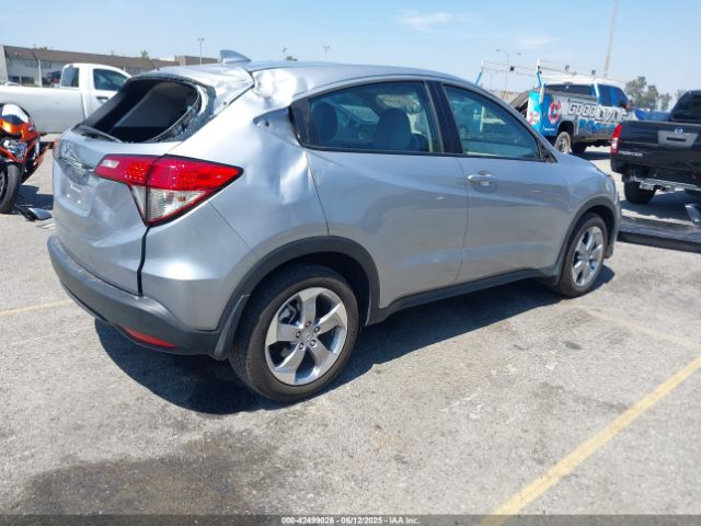2022 HONDA HR-V 3CZRU5H36NM702801 Photo 3