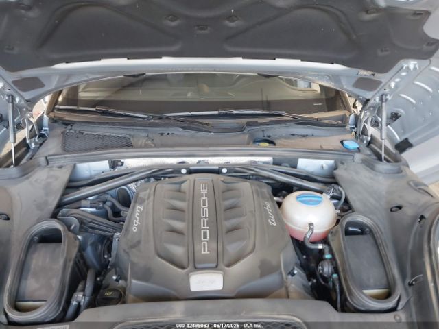 WP1AF2A53HLB60570 Porsche Macan