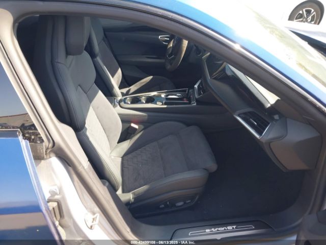 2024 AUDI E-TRON GT WAUCJBFW4R7003230 Photo 4