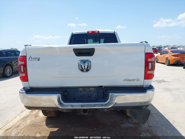 RAM 2019 2019 3C6UR5HLXKG621237 Image 16