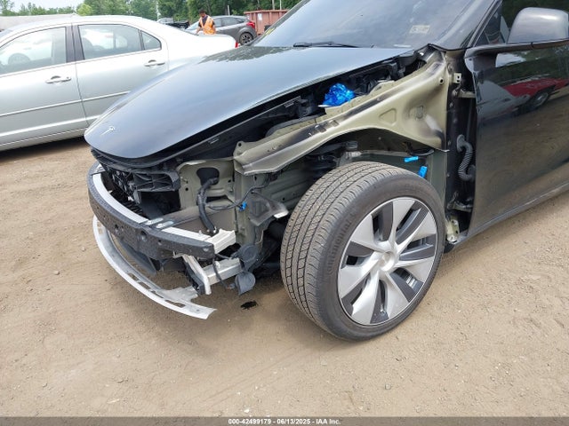 7SAYGDEE7NA005151 Tesla 2022