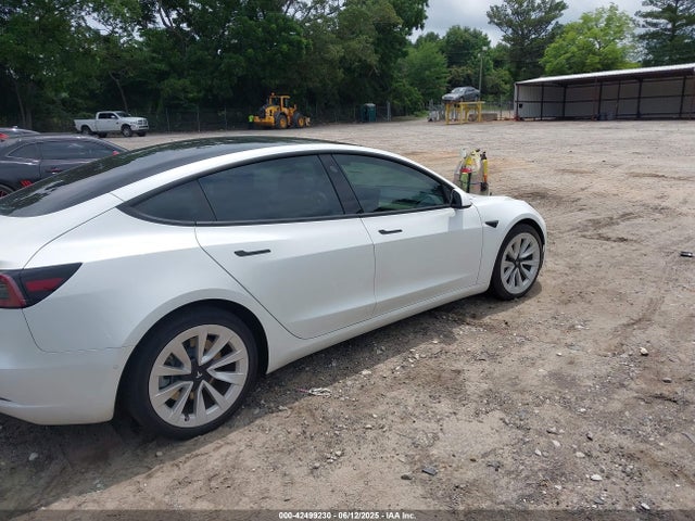 2021 TESLA MODEL 3 5YJ3E1EA2MF046121 Photo 3