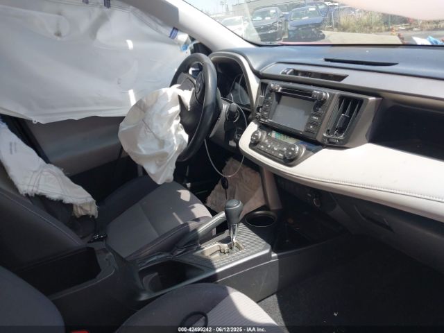 2T3WFREV1FW175895 Toyota Rav4 Xle
