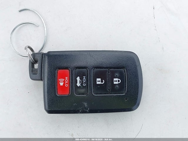 4T1BD1FK8HU214245 Toyota 2ar-fxe+2jm