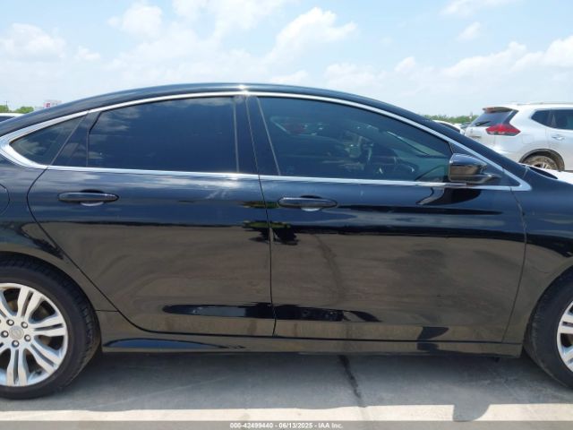 1C3CCCAB7FN556201 Chrysler 2015