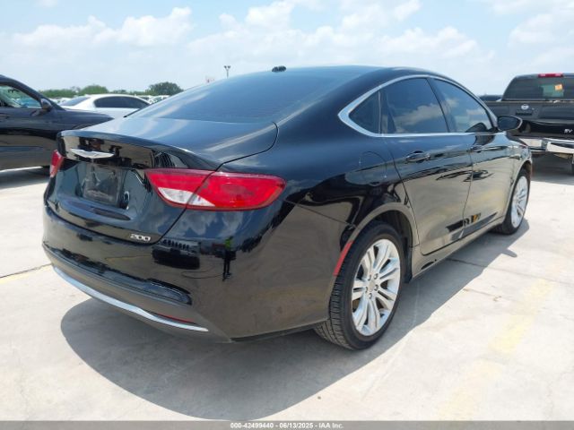 1C3CCCAB7FN556201 Chrysler 2015