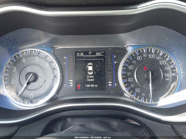 1C3CCCAB7FN556201 Chrysler 2015