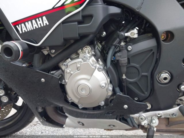 2016 YAMAHA YZFR1S JYARN42E5GA001167 Photo 8