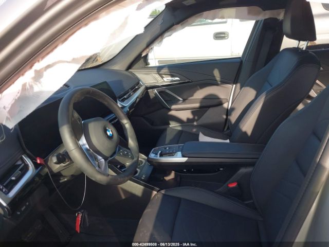 2025 BMW X1 WBX73EF08S5221493 Photo 4