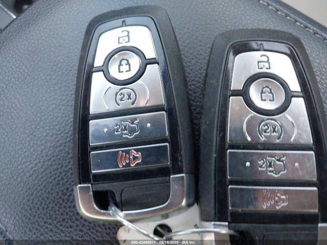 2017 FORD FUSION ENERGI 3FA6P0SU1HR209447 Photo 10