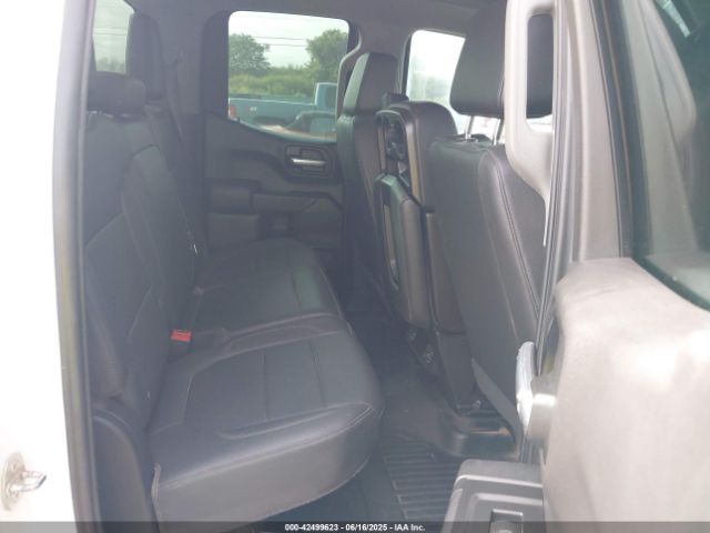 1GCRYAEF8MZ217607 Chevrolet l82