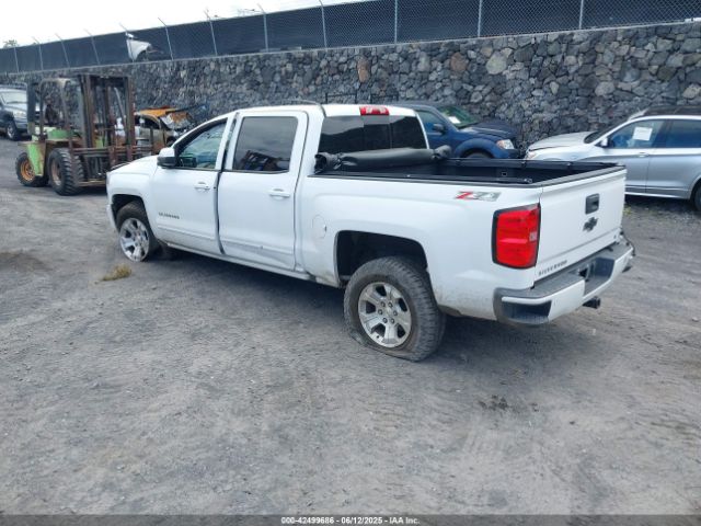 2017 CHEVROLET SILVERADO 1500 3GCUKREH0HG231812 Photo 2