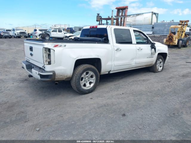 2017 CHEVROLET SILVERADO 1500 3GCUKREH0HG231812 Photo 3