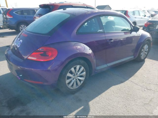 3VWFP7AT5EM624286 Volkswagen 2014