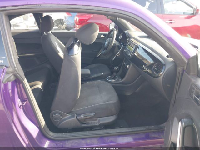 3VWFP7AT5EM624286 Volkswagen 2014