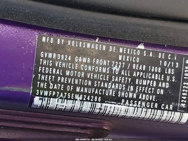 3VWFP7AT5EM624286 Volkswagen 2014