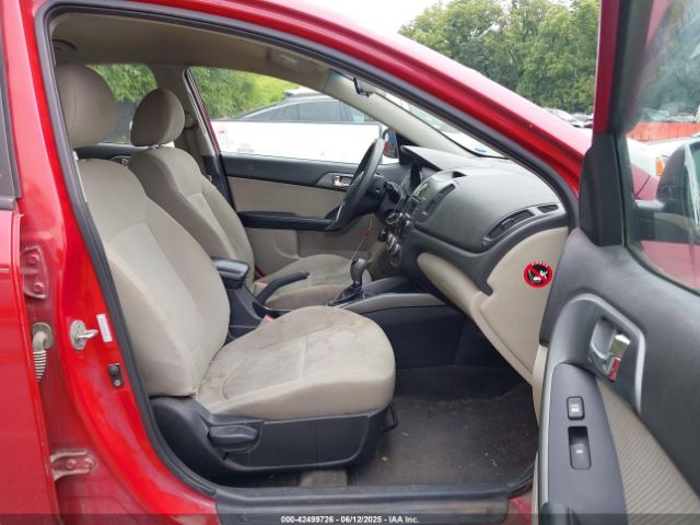 2013 KIA FORTE KNAFU4A21D5700900 Photo 4