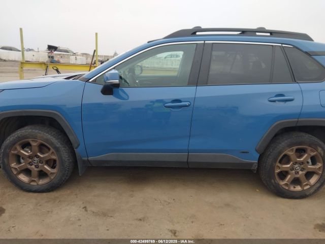 2T3UWRFV0PW174552 Toyota Rav4 Woodland Edition