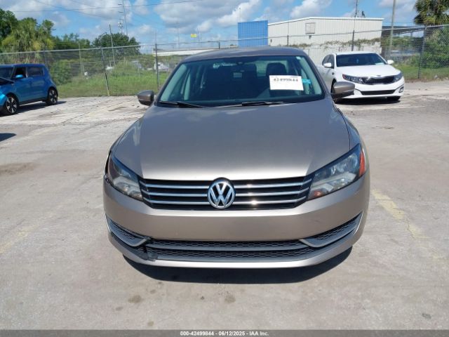 1VWAT7A3XFC050826 Volkswagen Passat 1.8t Wolfsburg Edition