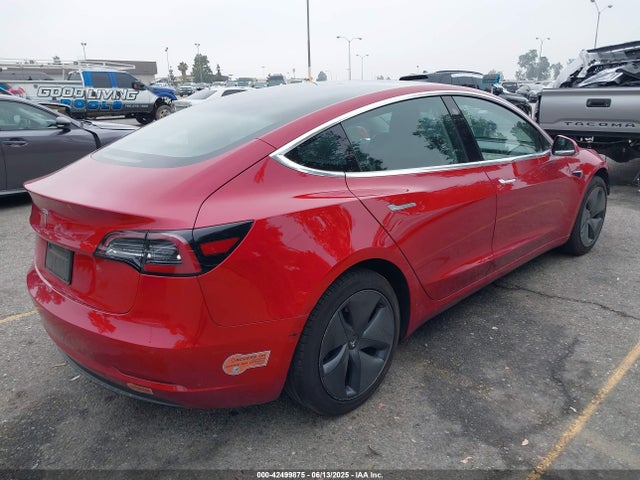 Tesla 2019 2019 5YJ3E1EA2KF396541 Image 4