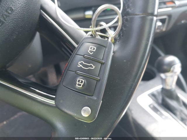 2017 AUDI A3 E-TRON WAUTPBFF0HA094755 Photo 10