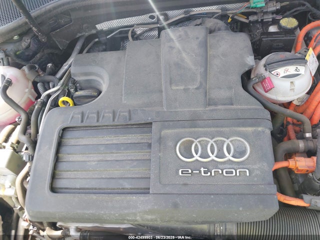 2017 AUDI A3 E-TRON WAUTPBFF0HA094755 Photo 5