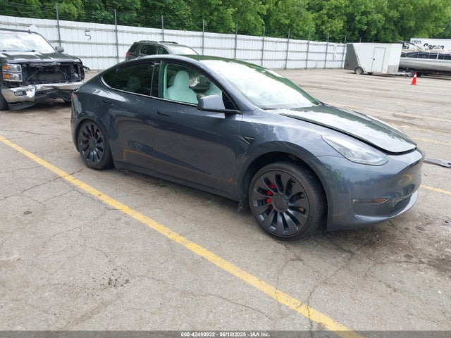 2023 TESLA MODEL Y 7SAYGDEF3PF801796 Photo 0