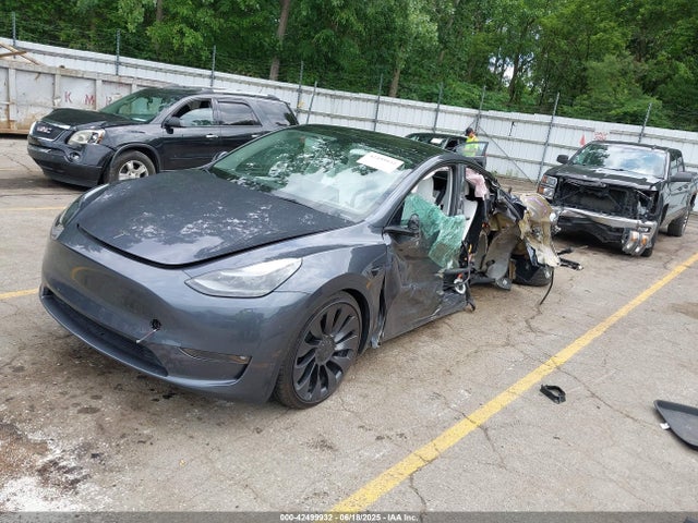 2023 TESLA MODEL Y 7SAYGDEF3PF801796 Photo 1