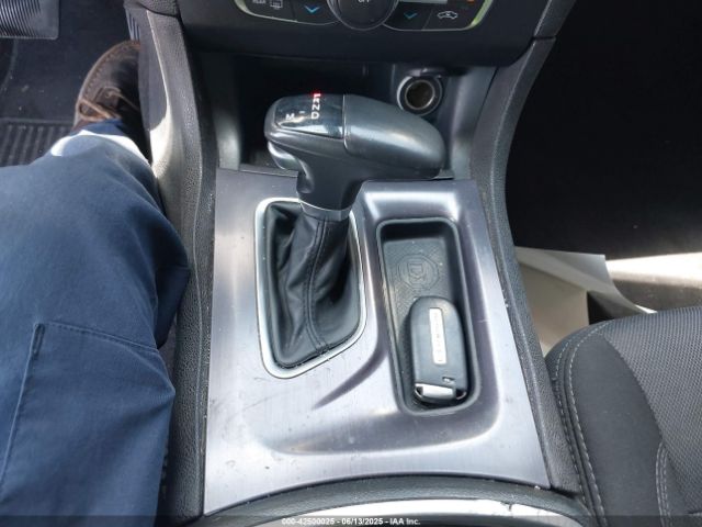2C3CDXBG9JH129439 Dodge Charger Sxt Rwd