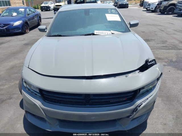 2C3CDXBG9JH129439 Dodge Charger Sxt Rwd