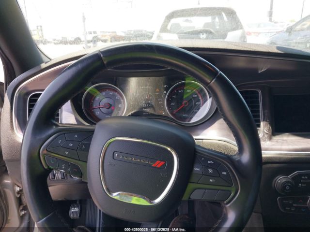 2C3CDXBG9JH129439 Dodge Charger Sxt Rwd
