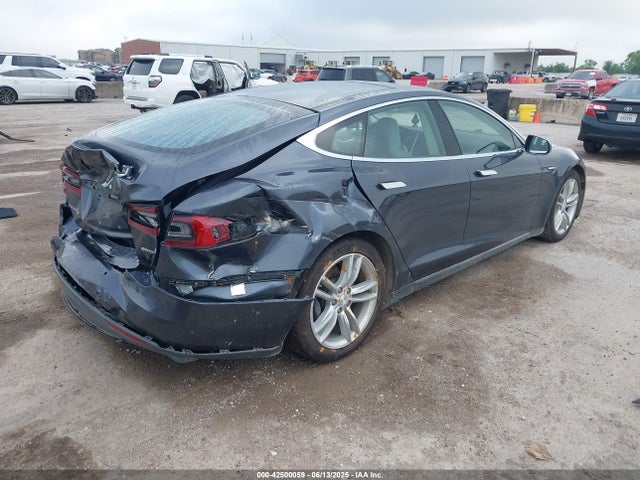 2016 TESLA MODEL S 5YJSA1E26GF123531 Photo 3