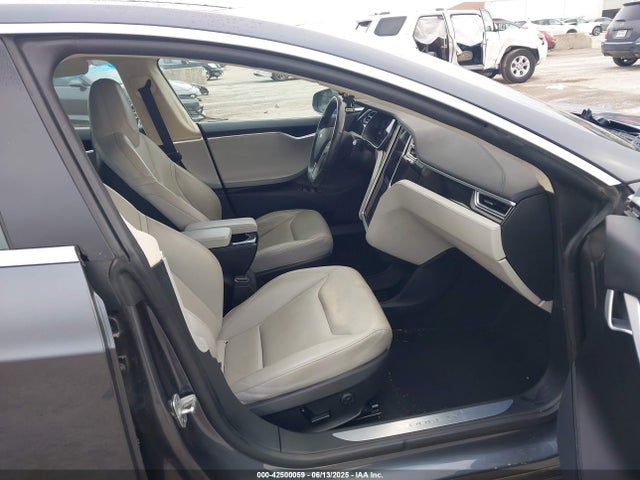 2016 TESLA MODEL S 5YJSA1E26GF123531 Photo 4