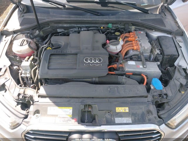 2016 AUDI A3 E-TRON WAUUPBFF8GA051946 Photo 9