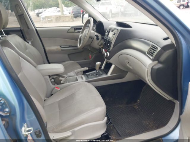 2011 SUBARU FORESTER JF2SHAECXBH704853 Photo 4